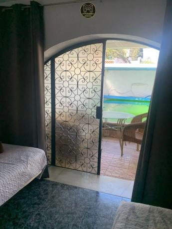 Частный шале на продаже в Barrio Costabella, Марбелла photo 1