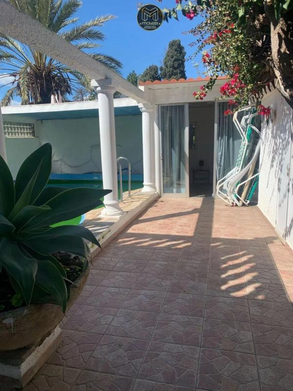 Venta de chalet independiente en Barrio Costabella, Marbella
photo 3