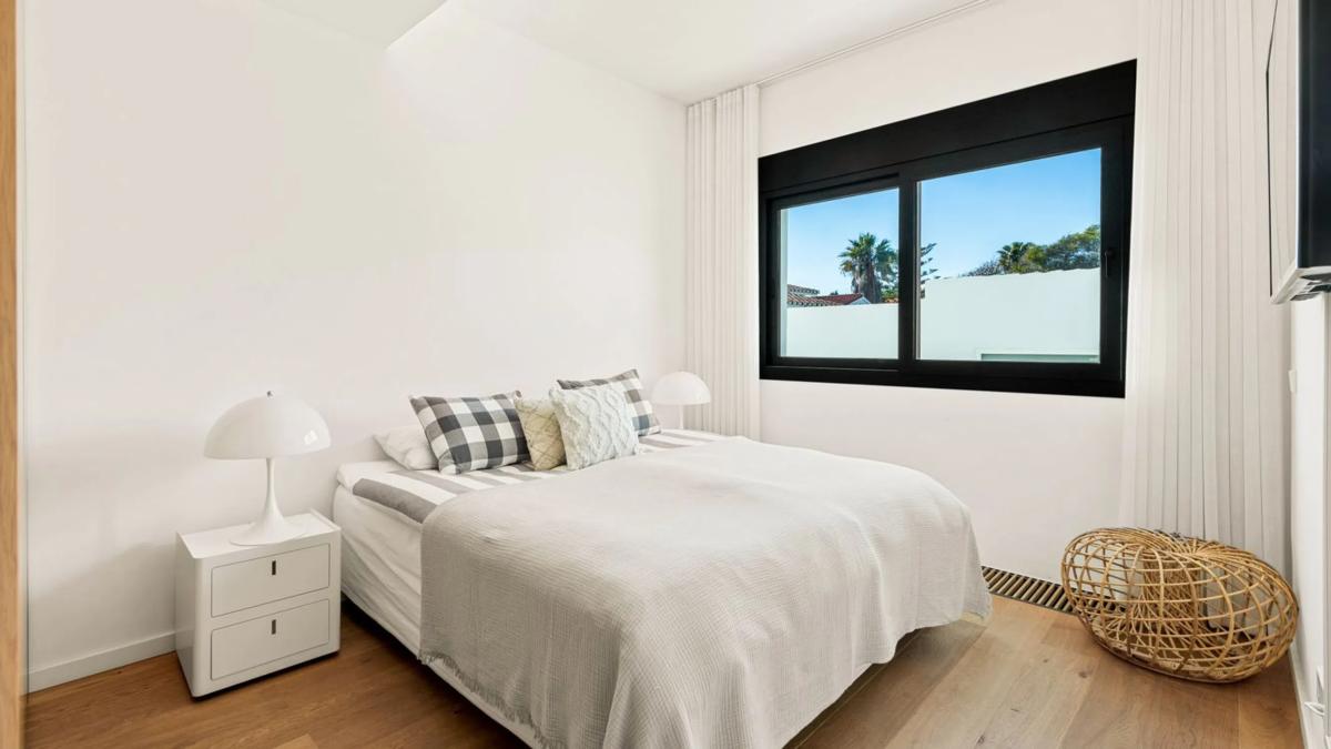 Venta de chalet independiente en Barrio Costabella, Marbella
photo 2