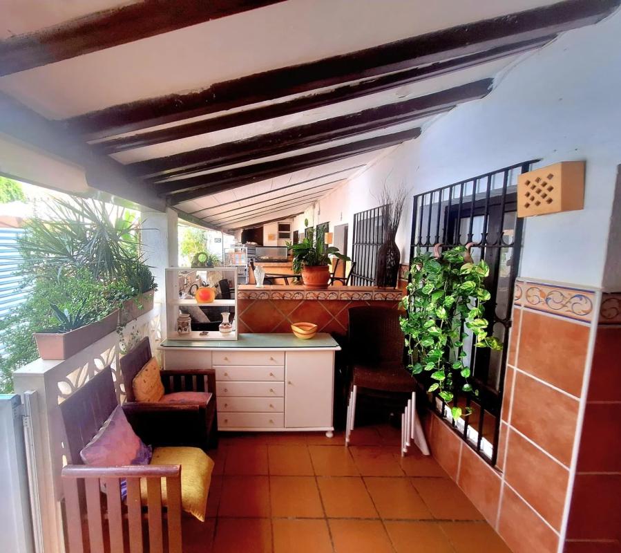 Sprzedaż niezależnego domku jednorodzinnego w Urbanización Costabella, Marbella photo 4