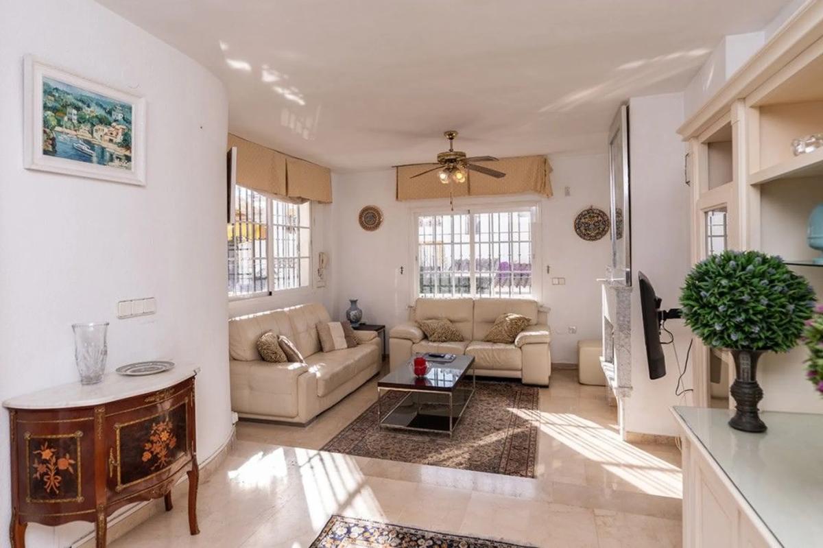 Properties for sale and rent in Spain photo 5