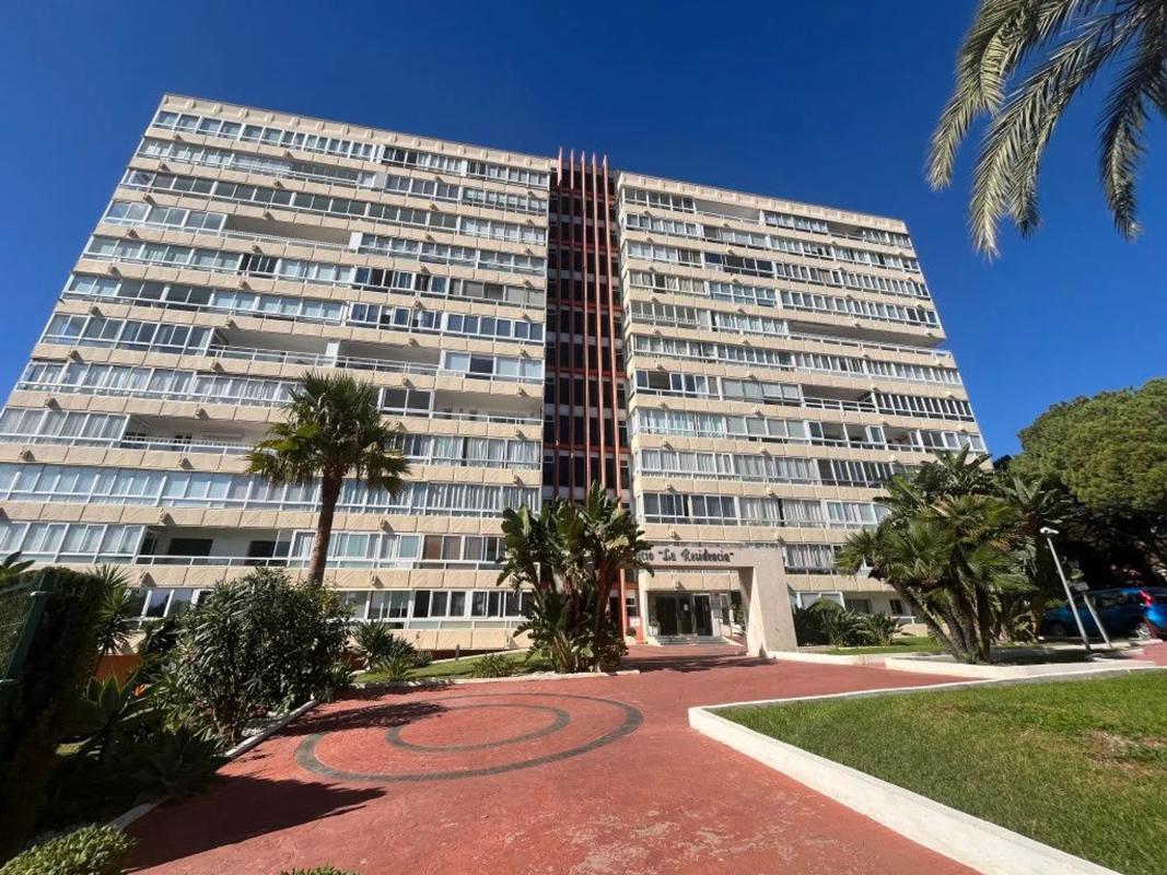 Sprzedaż mieszkania w Avenida Jacaranda, 118, Marbella
photo 1