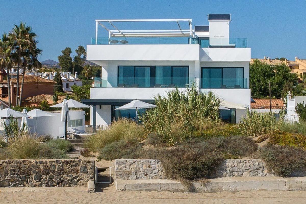 Продажа отдельного шале в Barrio Costabella, Марбелла photo 4