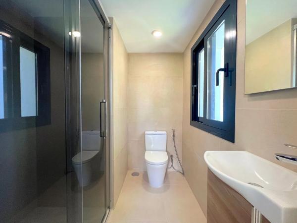 Independent chalet for sale in Avenida del Rosario, 266, Marbella
thumbnail 2