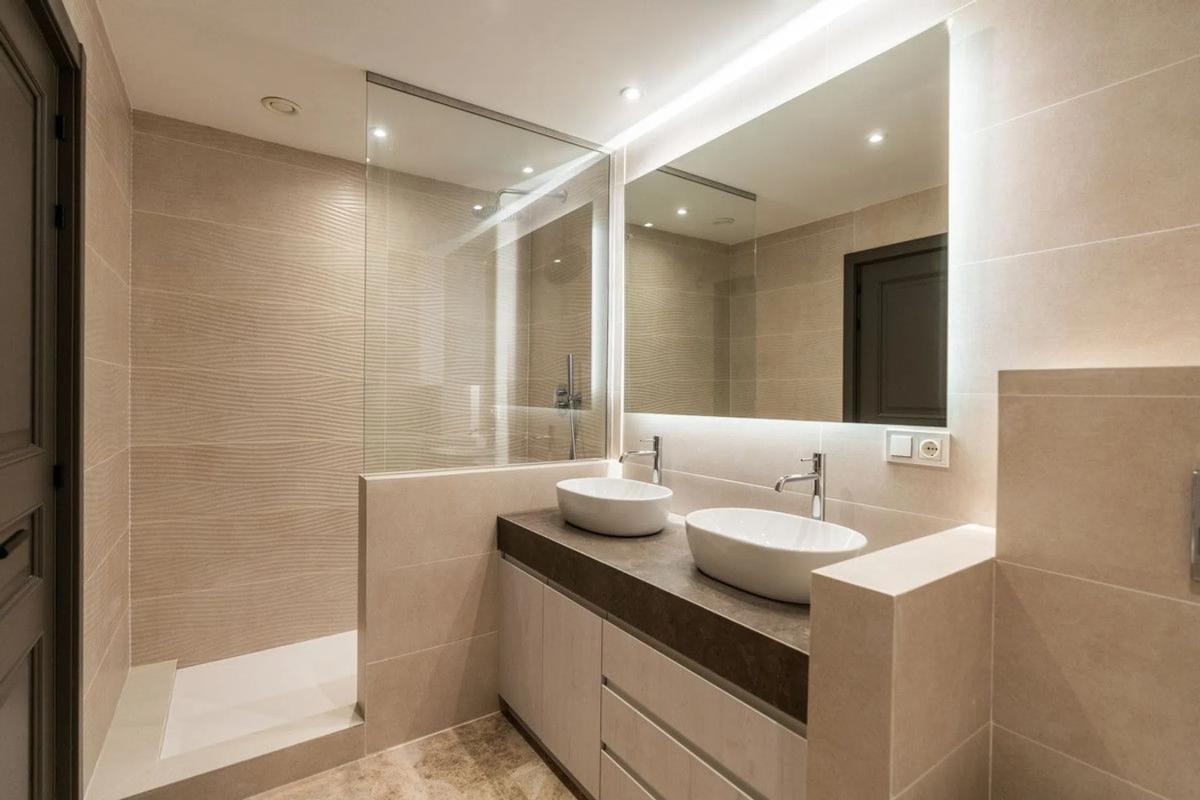 Venta de piso en Calle Sand, Marbella
 photo 3