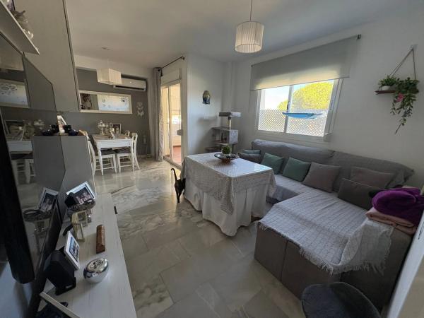Piso en venta en Avenida Cervantes, Marbella
photo 1