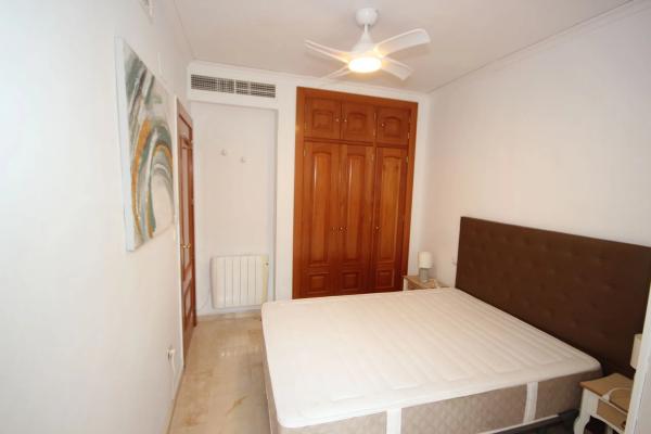 Chalet pareado en avenida Cervantes, 18 photo 1