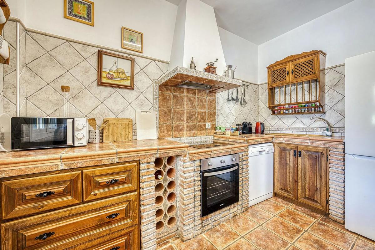 Продажа отдельного шале в Camino de los Leñadores, Марбелла photo 3