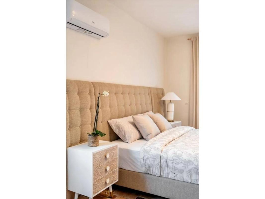Venta de chalet independiente en Barrio El Rosario-Ricmar, Marbella
photo 1