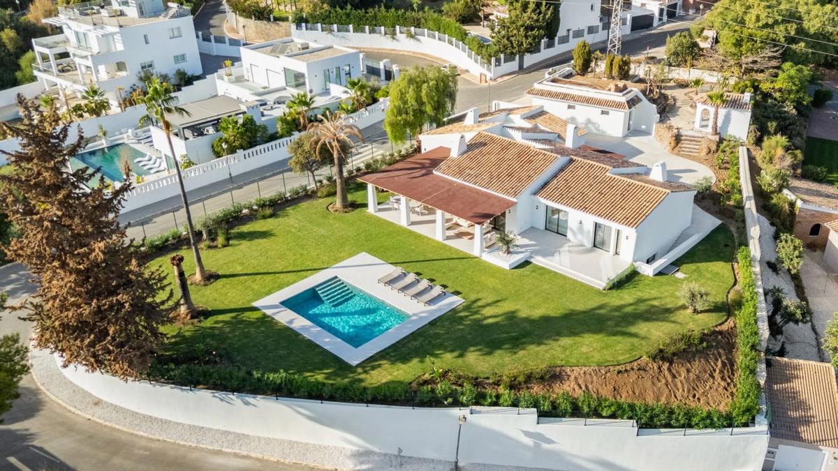 Продажа отдельного шале в AV LOS PINOS-EL ROSARIO, 66, Марбелла photo 3