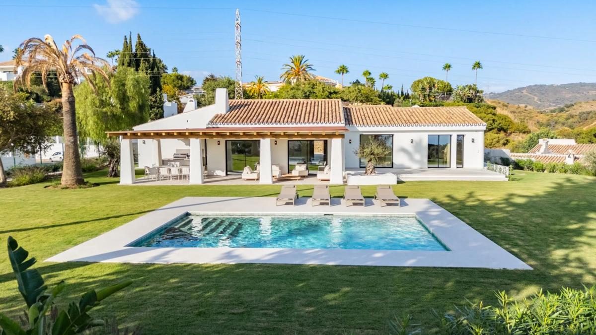 Продажа отдельного шале в AV LOS PINOS-EL ROSARIO, 66, Марбелла photo 4