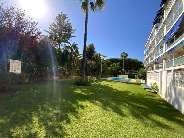 Piso en venta en Avenida del Limonar, Marbella
photo 1