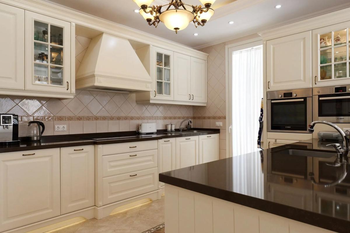 Sale of independent chalet in CL LAS MARGARITAS-EL ROSARIO, 8, Marbella
photo 5