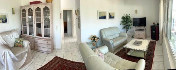 Independent chalet for sale in CL BERLIN-COSTABELLA, Marbella
photo 1
