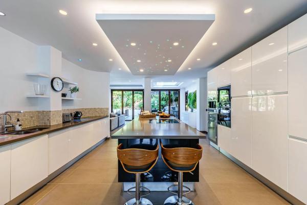 Independent chalet for sale in Calle las Granadas, 338 b, Marbella
thumbnail 2
