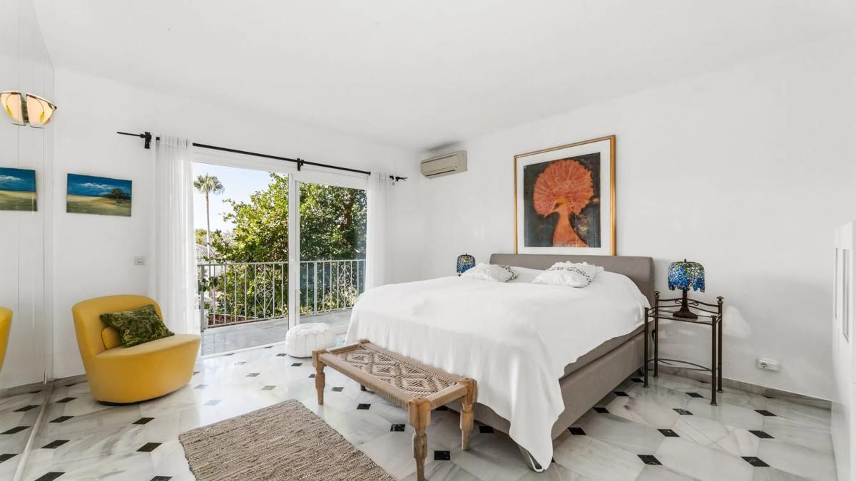 Venta de chalet independiente en Urbanización el Rosario, Marbella
photo 4