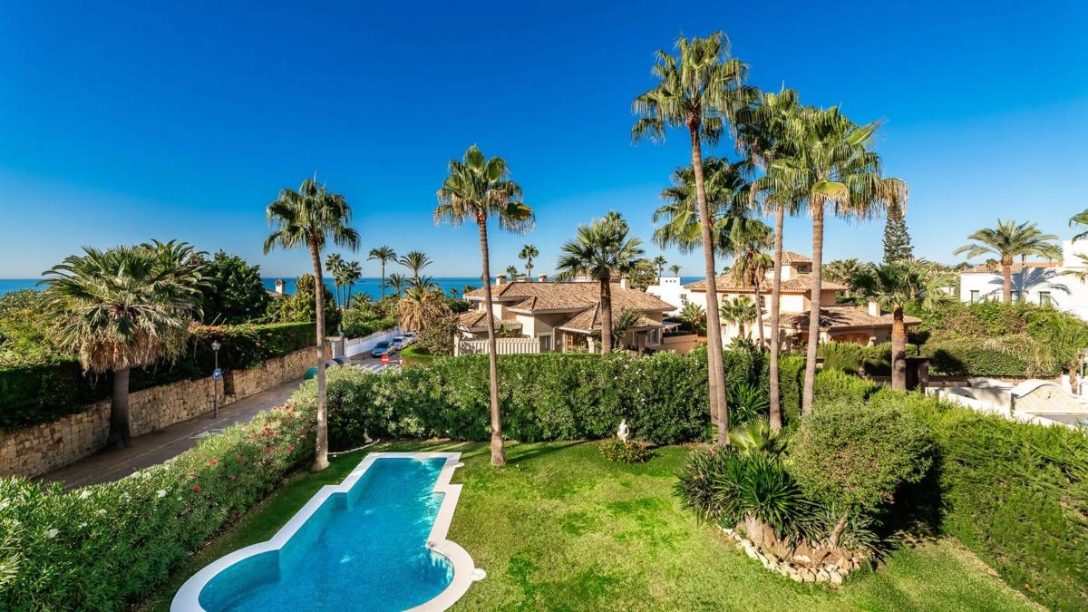 Sprzedaż niezależnego domku jednorodzinnego w  Avenida del Limonar, Marbella photo 4