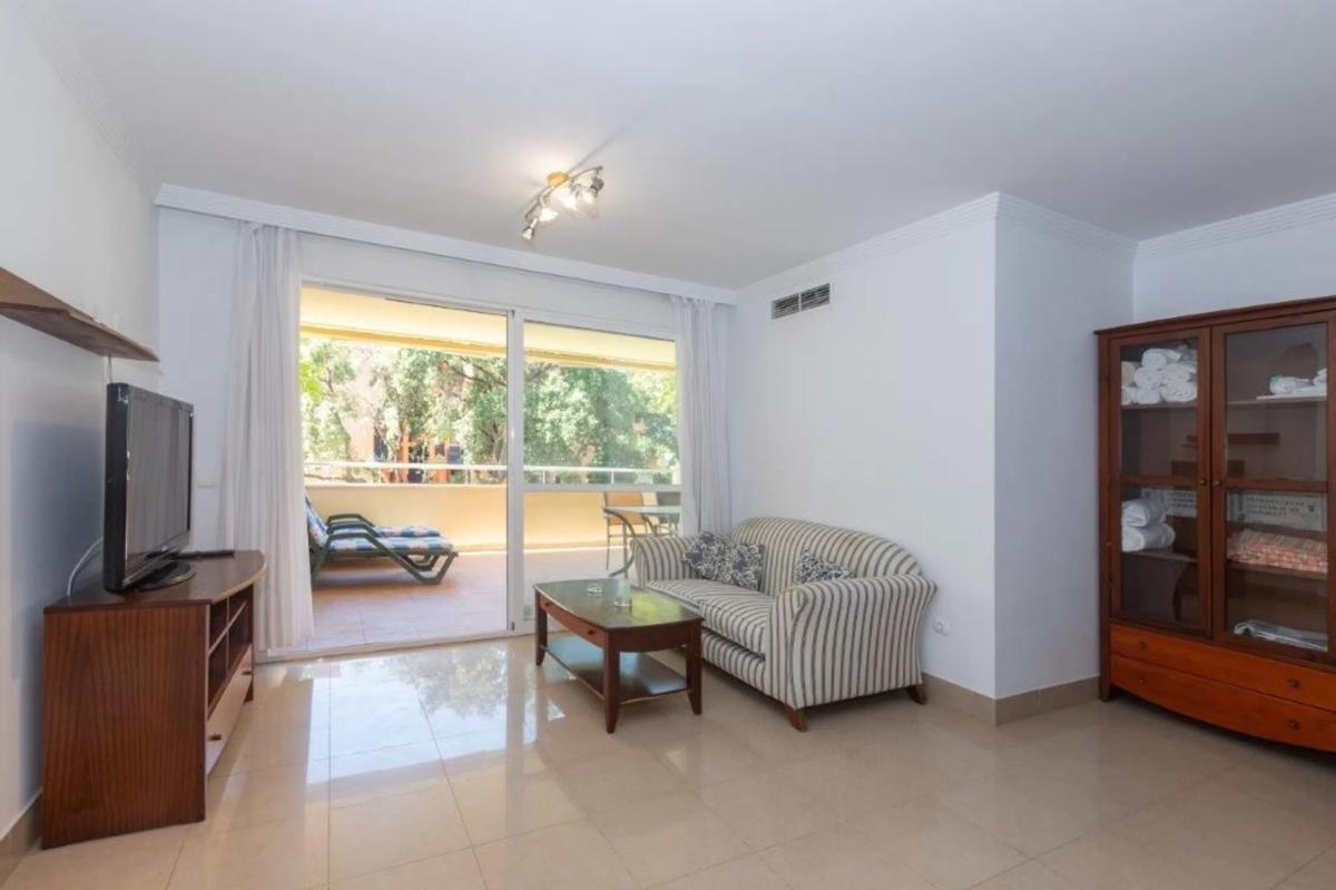 Продажа квартиры на Calle San Manuel, 13, Марбелла
photo 3