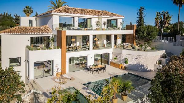 Independent chalet for sale in Barrio El Rosario-Ricmar, Marbella
thumbnail 1