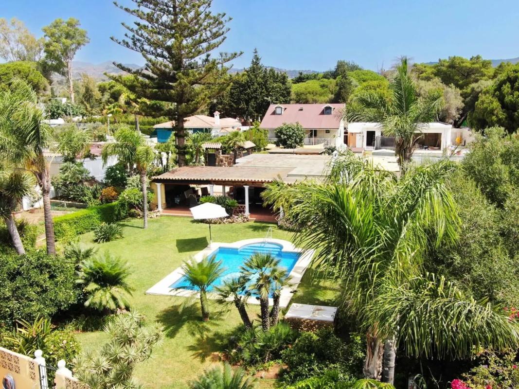Sprzedaż niezależnego domku jednorodzinnego w  Camino de los Madereros, Marbella photo 3
