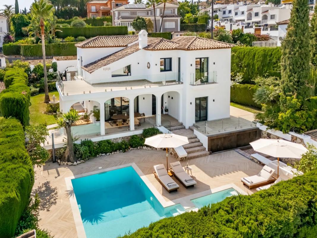 Sprzedaż niezależnego domku jednorodzinnego w Calle Eagle, Marbella photo 1