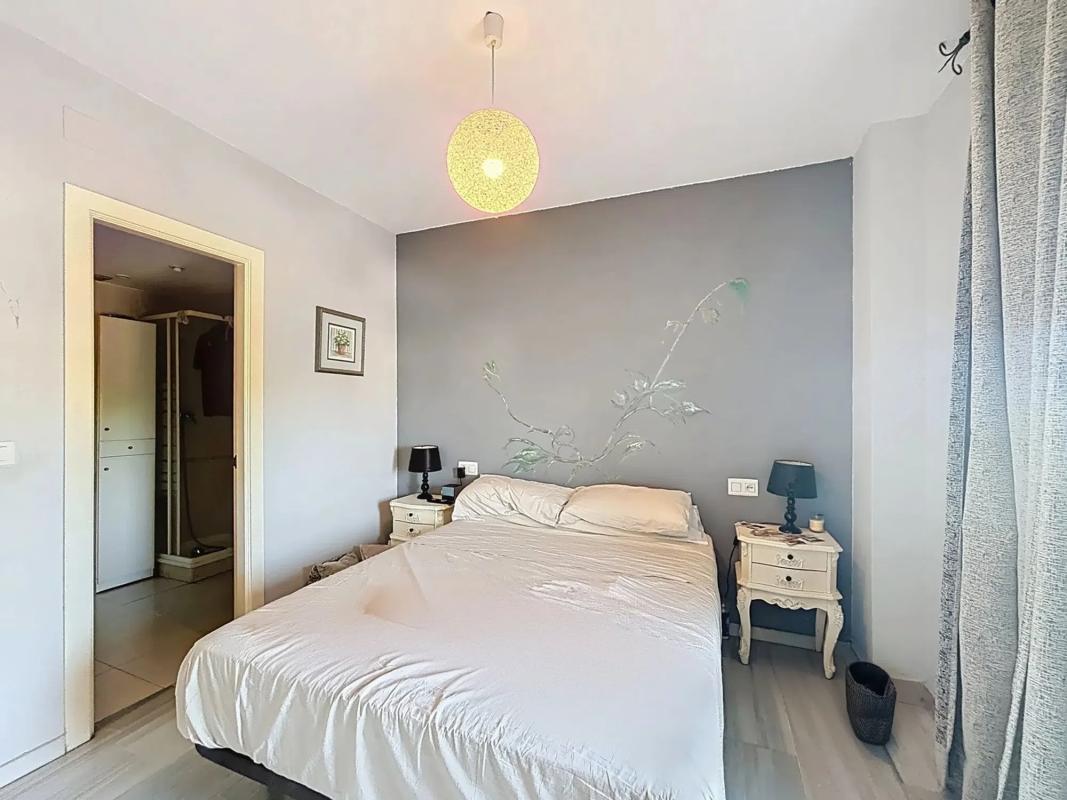 Penthouse sale in Avenida del Limonar s/n, Marbella photo 1