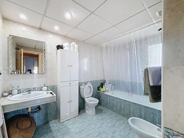 Penthouse for sale at  Avenida del Limonar s/n, Marbella photo 2