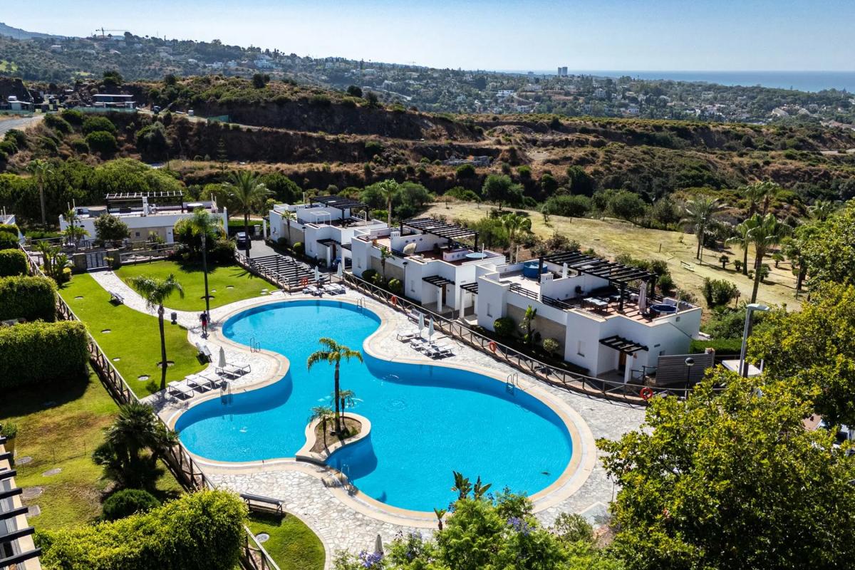 Venta de chalet adosado en Calle Birdie , Marbella photo 5