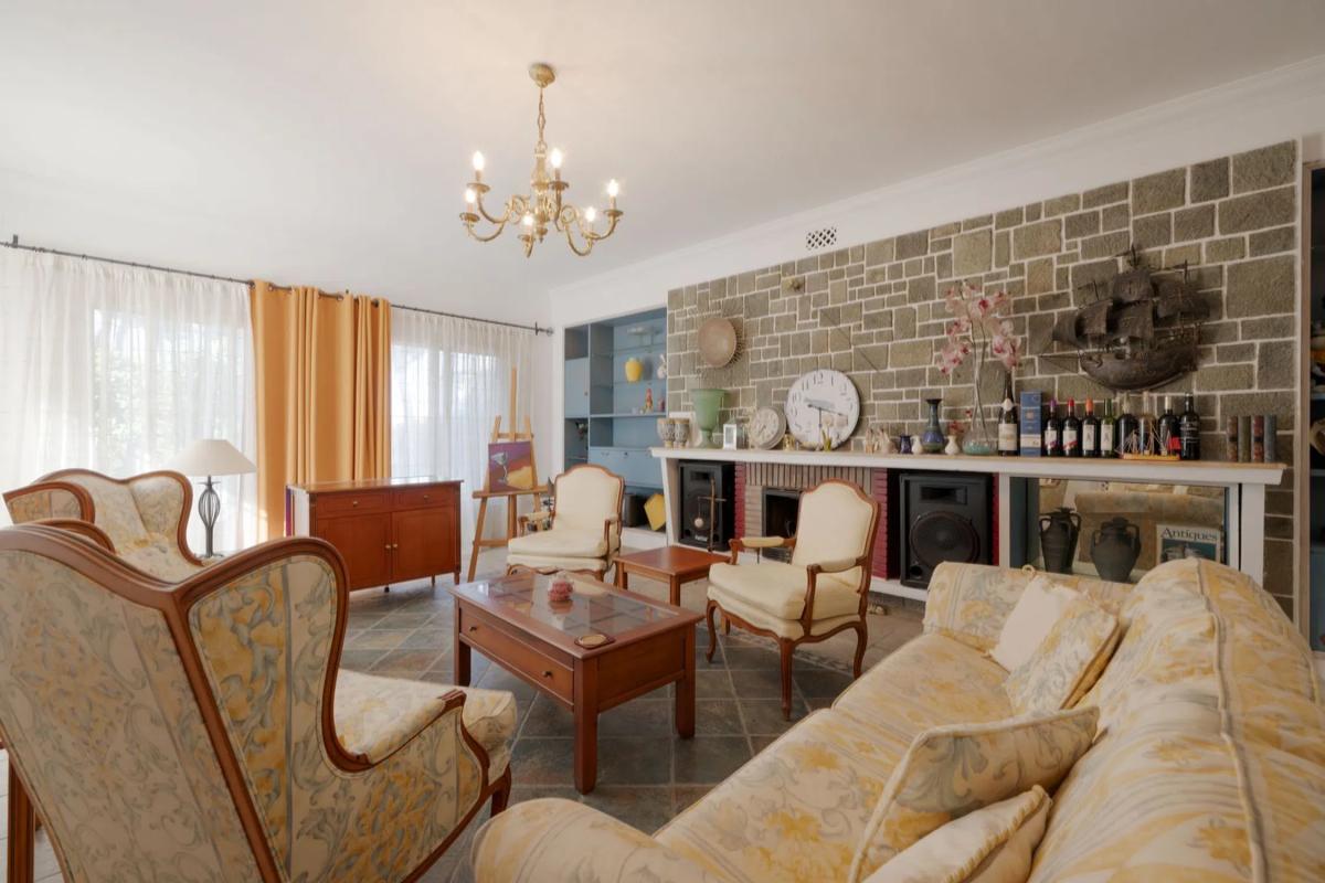 Продажа отдельного шале в  Barrio El Rosario-Ricmar, Марбелла photo 3