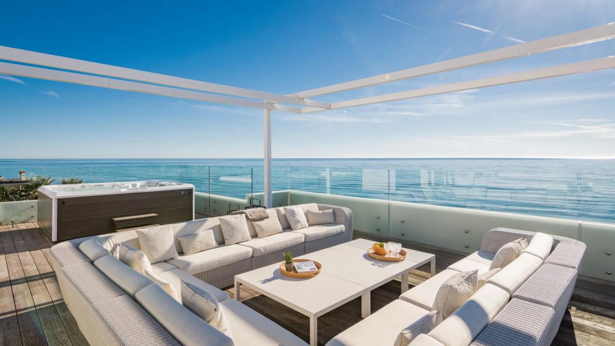 Продажа отдельного шале в  Barrio Costabella, Марбелла photo 2