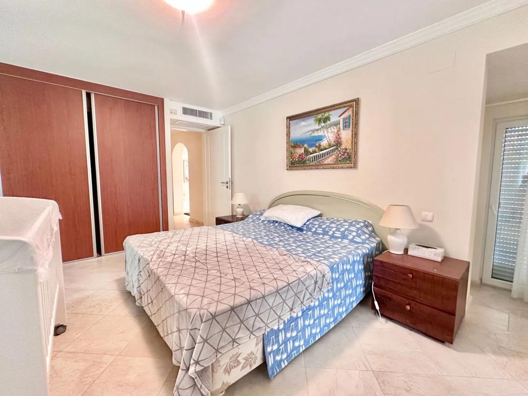 Sprzedaż niezależnego domku jednorodzinnego w  Calle Algarrobos los, Marbella photo 5