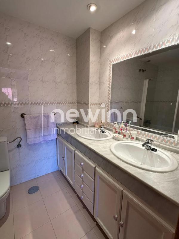 Sale of apartment in Barrio Costabella, Marbella
photo 3