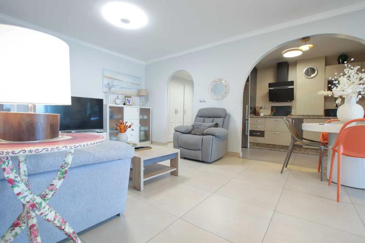 Venta de piso en Avenida Jacaranda, Marbella
photo 2