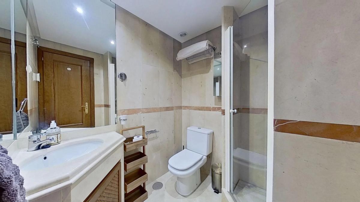 Venta de duplex en Avenida del Gaviero, 5, Marbella photo 3