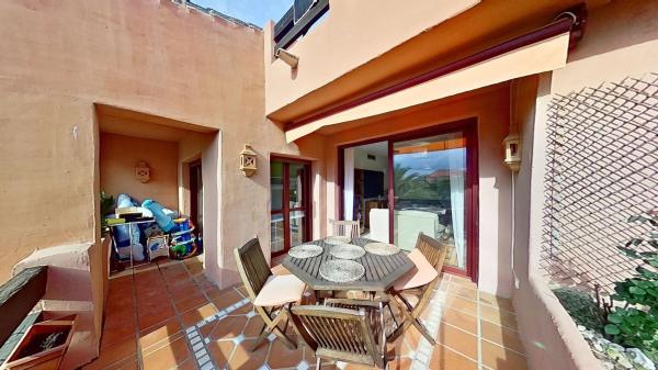 Duplex for sale on Avenida del Gaviero, 5, Marbella photo 4
