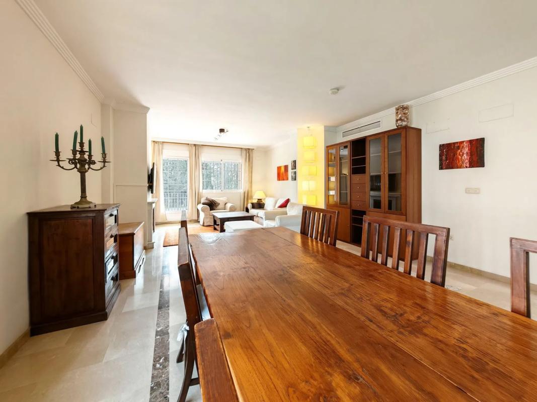 Venta de chalet independiente en Barrio El Rosario-Ricmar, Marbella
 photo 2