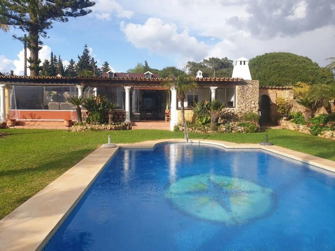 Venta de chalet independiente en Camino de los Leñadores, 22, Marbella
photo 1