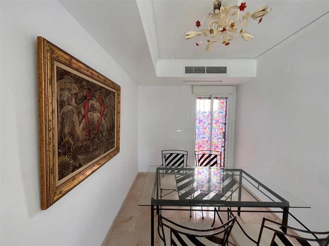 Venta de chalet adosado en Avenida Cervantes, 125 , Marbella photo 1
