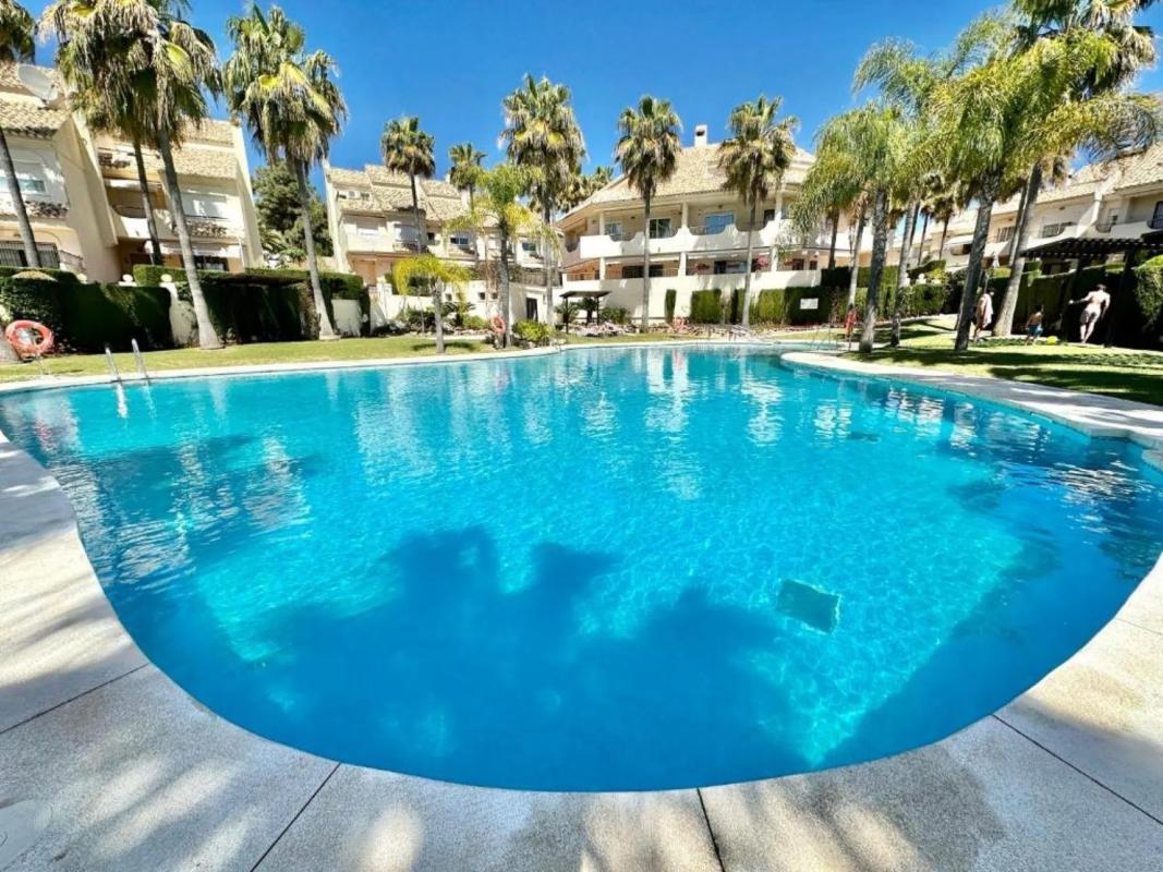 Venta de chalet adosado en Avenida Cervantes, 125 , Marbella photo 4