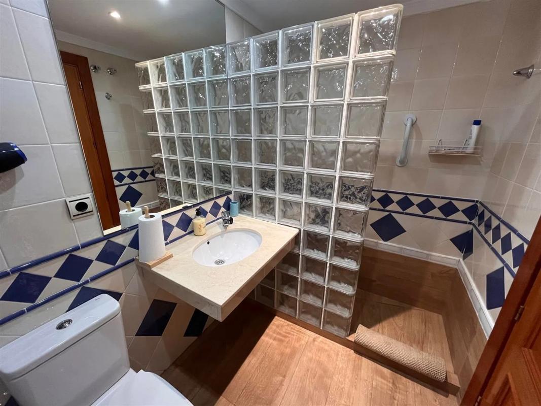 Venta de chalet adosado en Avenida Cervantes, 125 , Marbella photo 5