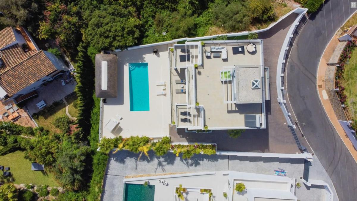 Venta de chalet independiente en Barrio El Rosario-Ricmar, Marbella
photo 4