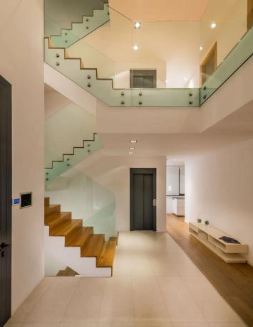 Chalet independiente en venta en Barrio Costabella, Marbella
 photo 4