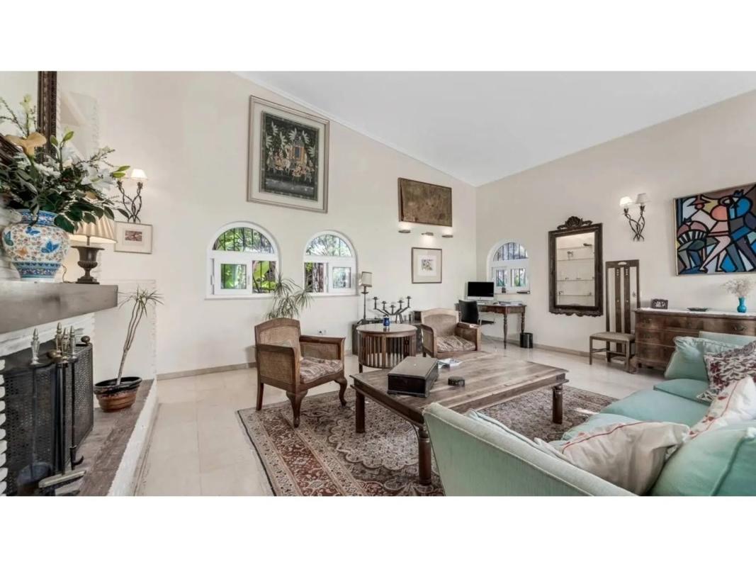 Sprzedaż niezależnego domku jednorodzinnego w  Barrio El Rosario-Ricmar, Marbella photo 3