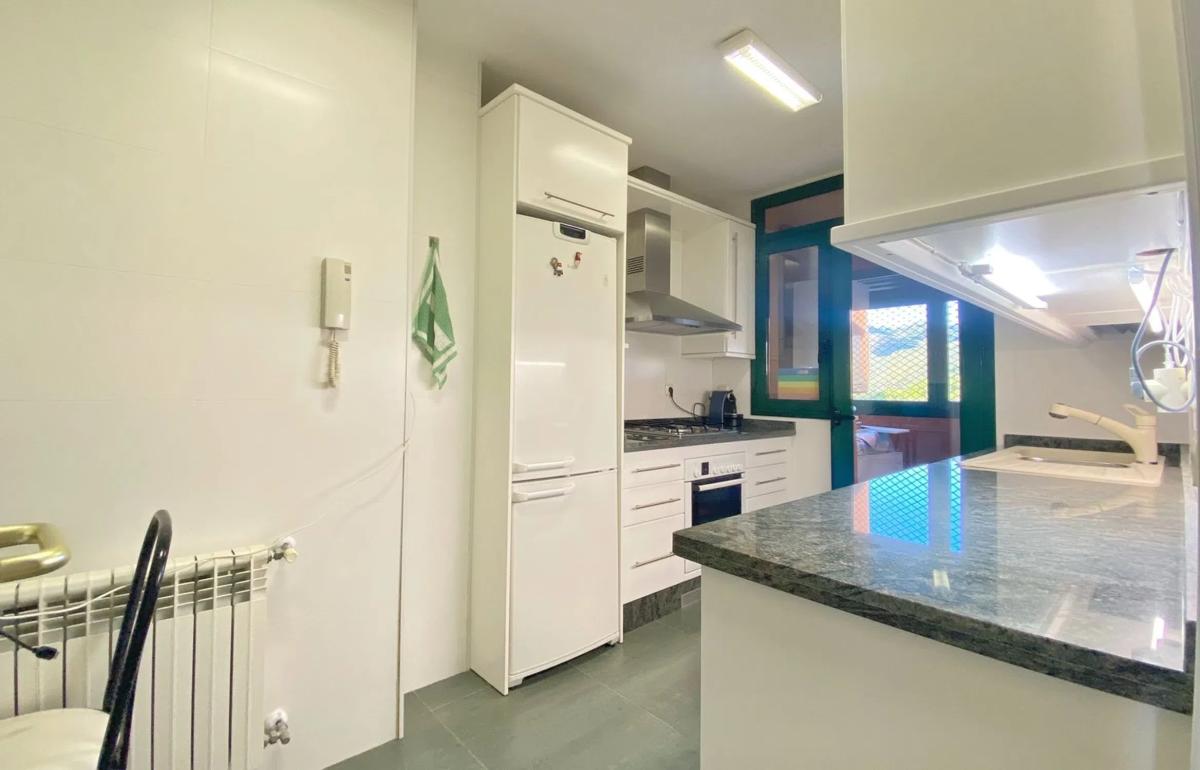 Penthouse sale in Barrio El Rosario-Ricmar, Marbella photo 3