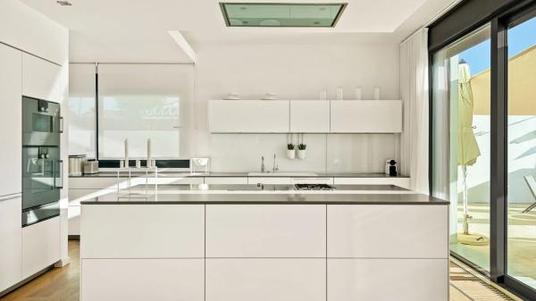 Chalet independiente en venta en Calle berlin, Marbella
 photo 4