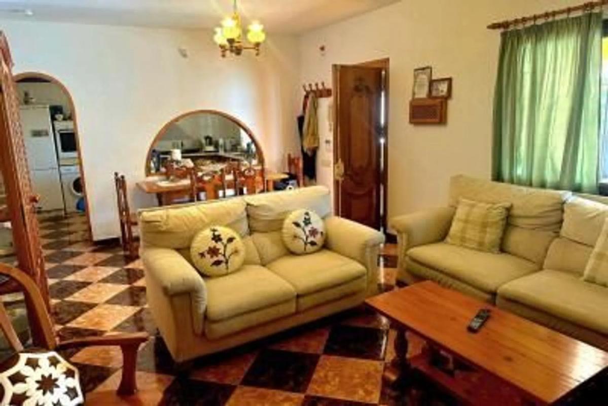 Продажа отдельного шале в Barrio El Rosario-Ricmar, Марбелла photo 2
