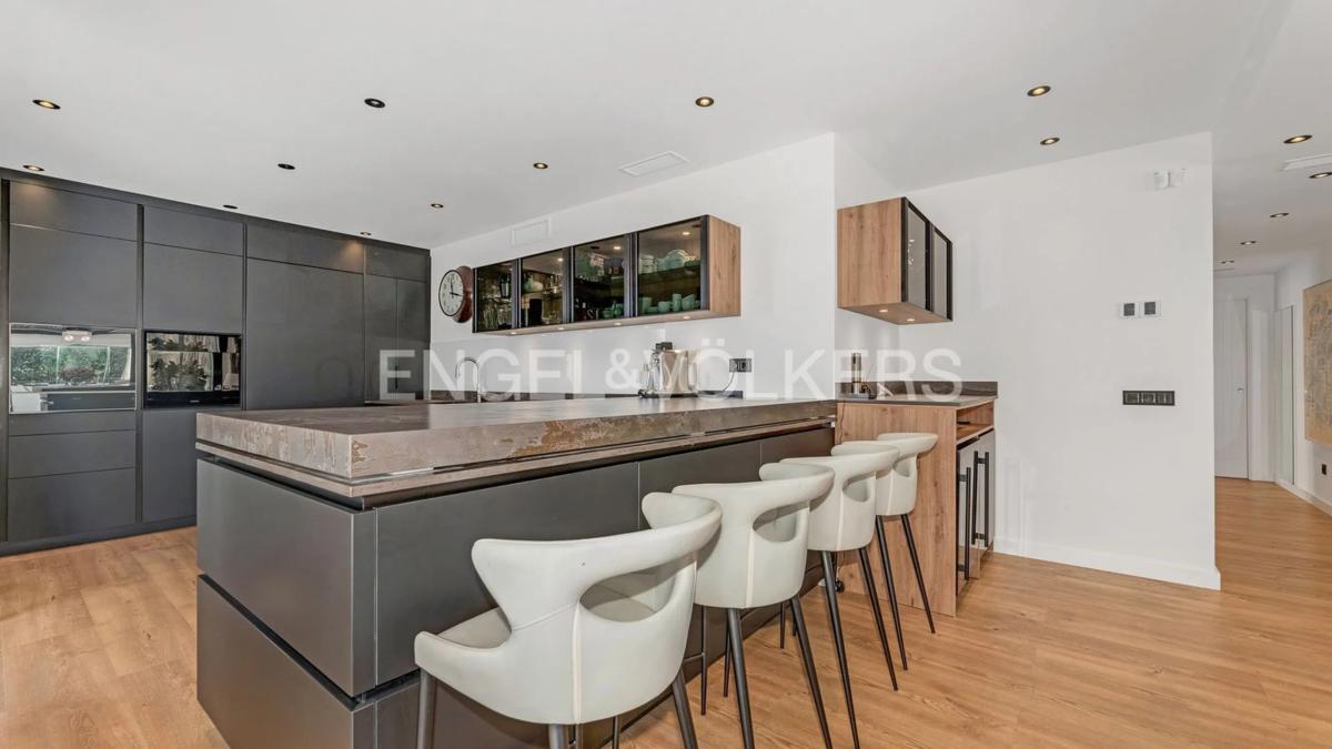 Venta de chalet independiente en Avenida del Rosario, Marbella
photo 4