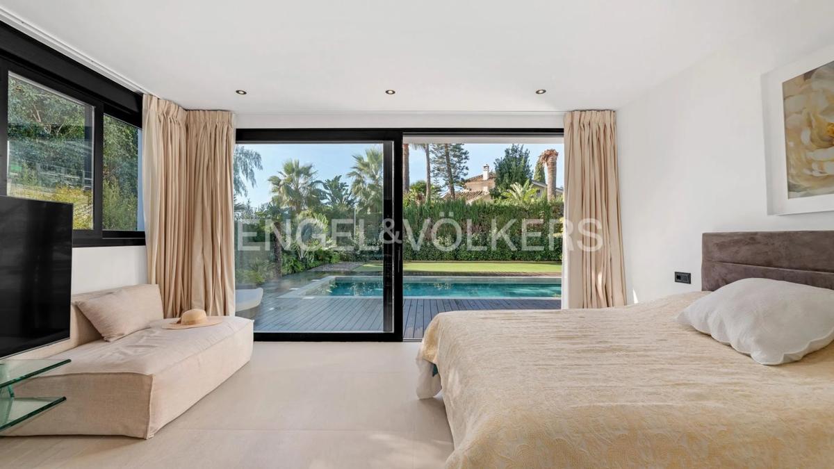 Venta de chalet independiente en Avenida del Rosario, Marbella
photo 5