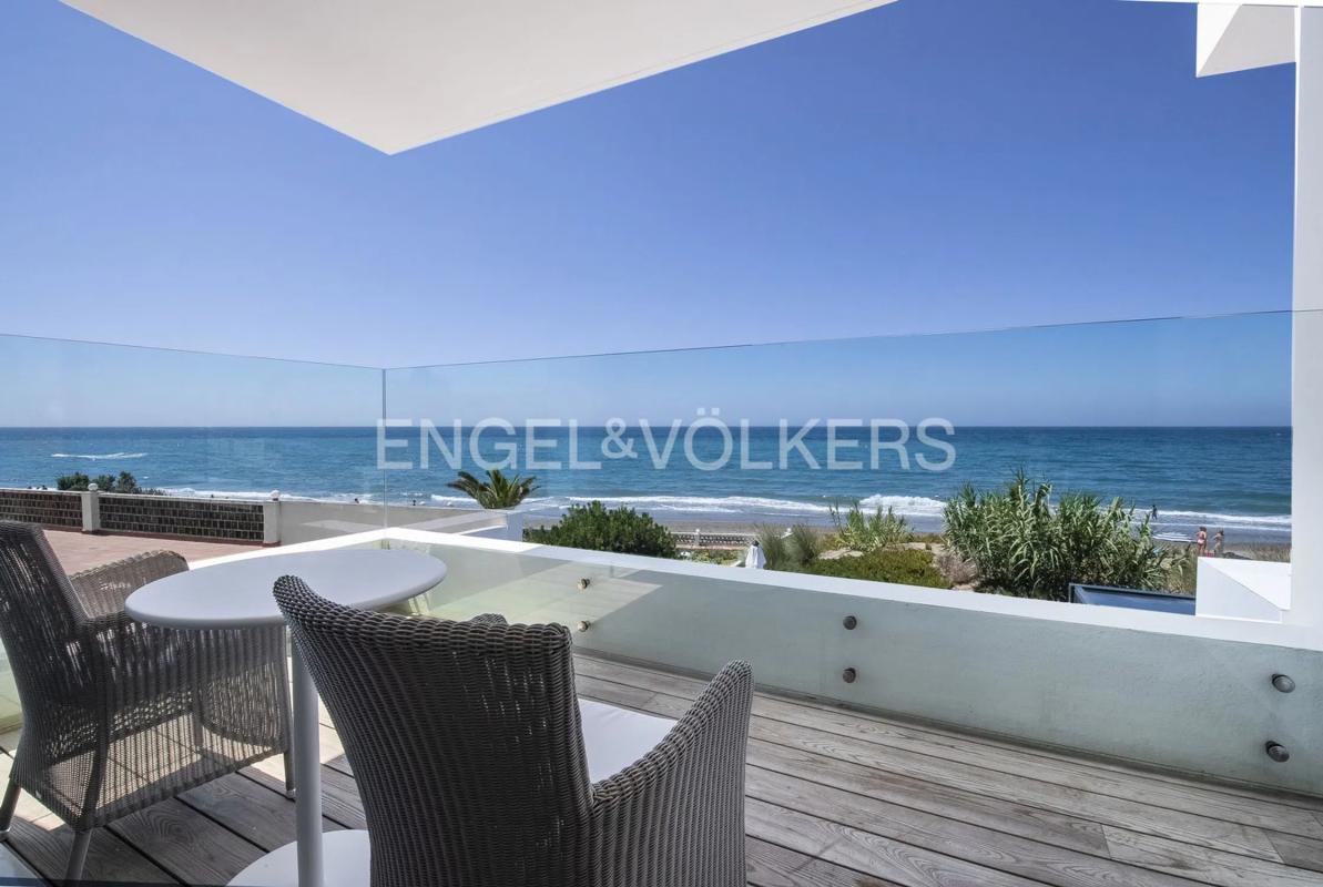Venta de chalet independiente en Calle Playa Hermosa, 202 -1, Marbella
photo 1