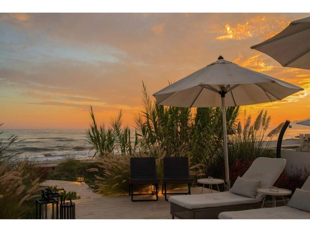 Venta de chalet independiente en Barrio Costabella, Marbella
photo 2